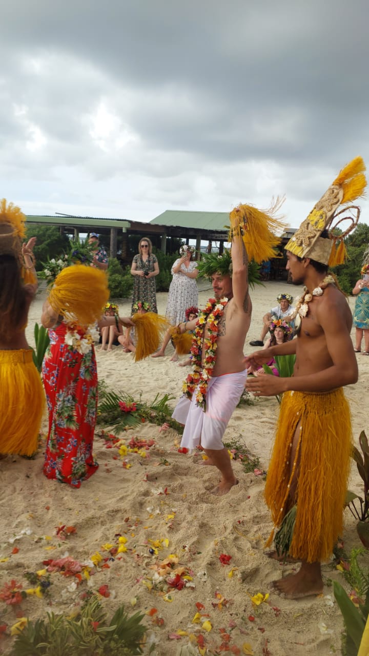 Danseur en tenue traditionnelle